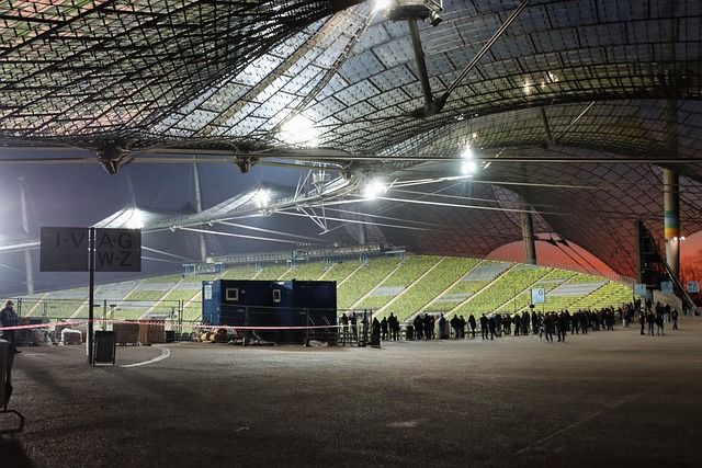 滕哈赫：我不考虑个人位置的优劣，接手6年0冠球队必须证明自己.